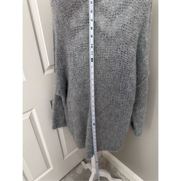 Free People She’s All That Turtleneck Sweater - Picture 5 of 9